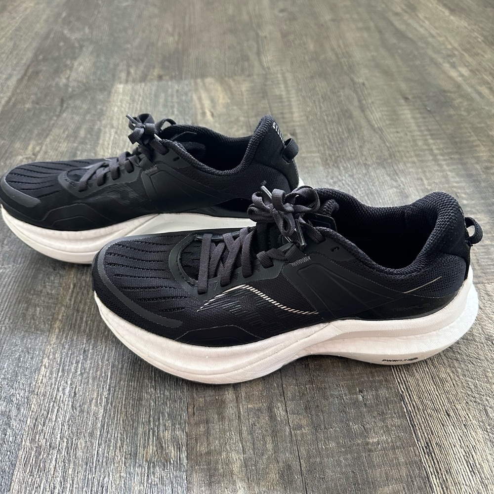 SAUCONY WOMEN'S TEMPUS